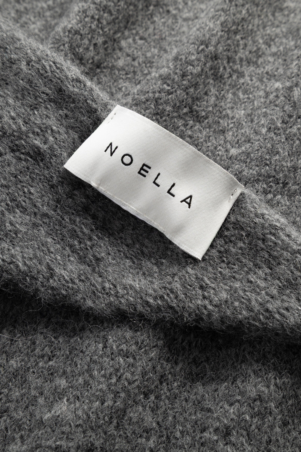 N-Loena Strickschal Dunkelgrau meliert