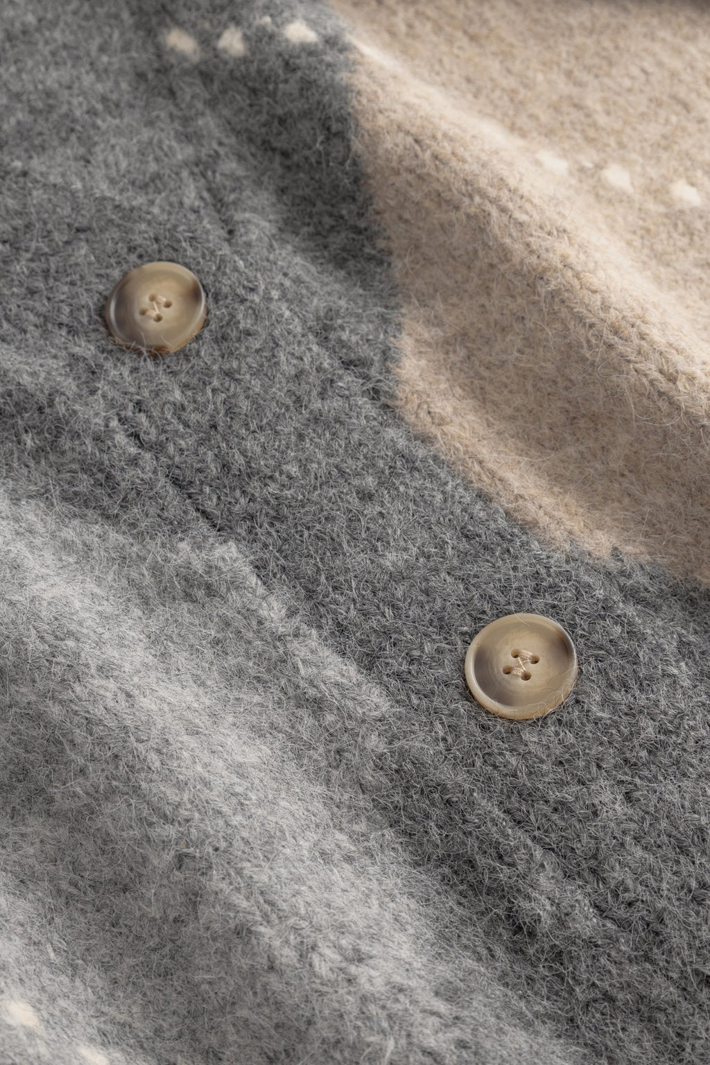N-Laiana Strickjacke Grau meliert