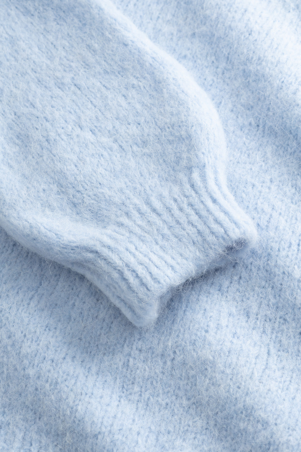 N-Latora Strick Hellblau