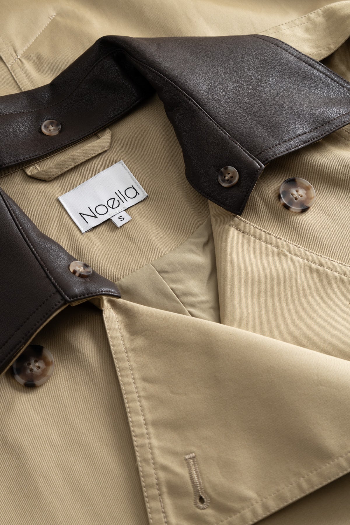 Leone Mantel Warm Sand