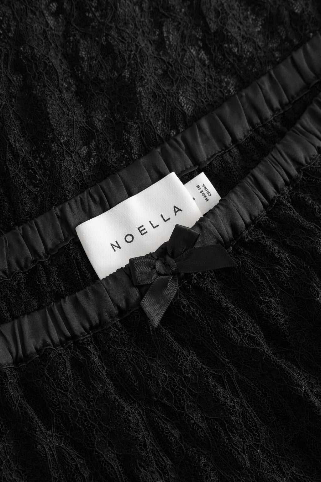 N-Lexanne Rock Schwarz