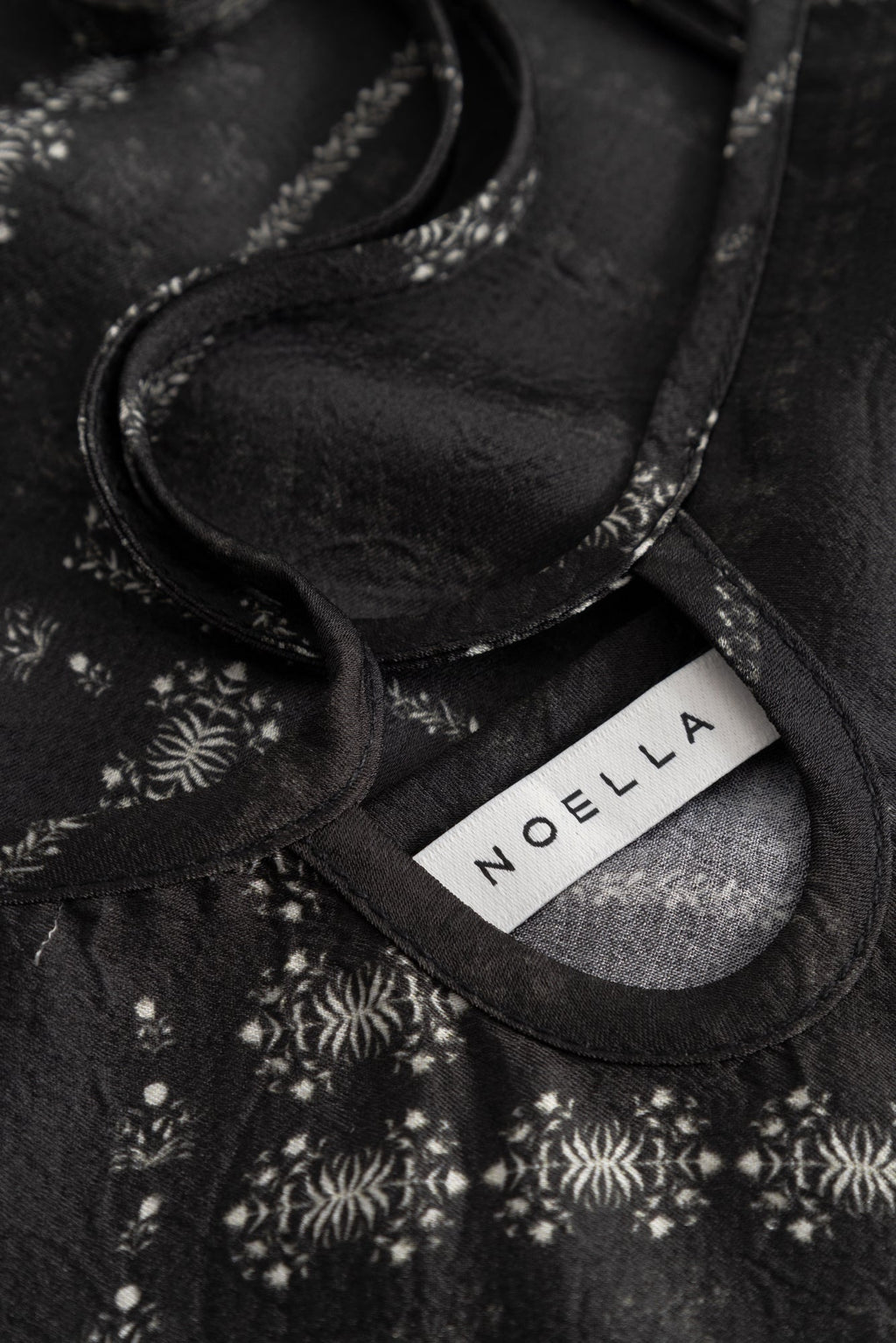N-Megan Kleid Dolly Black Print