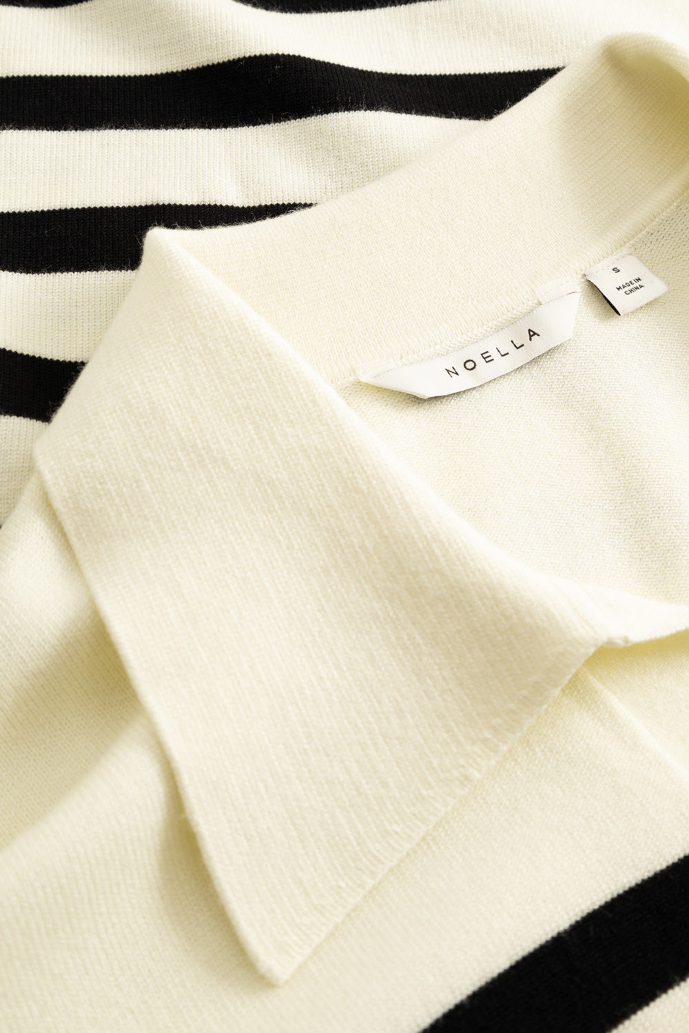 N-Maryann Strick Darryll Black Stripe