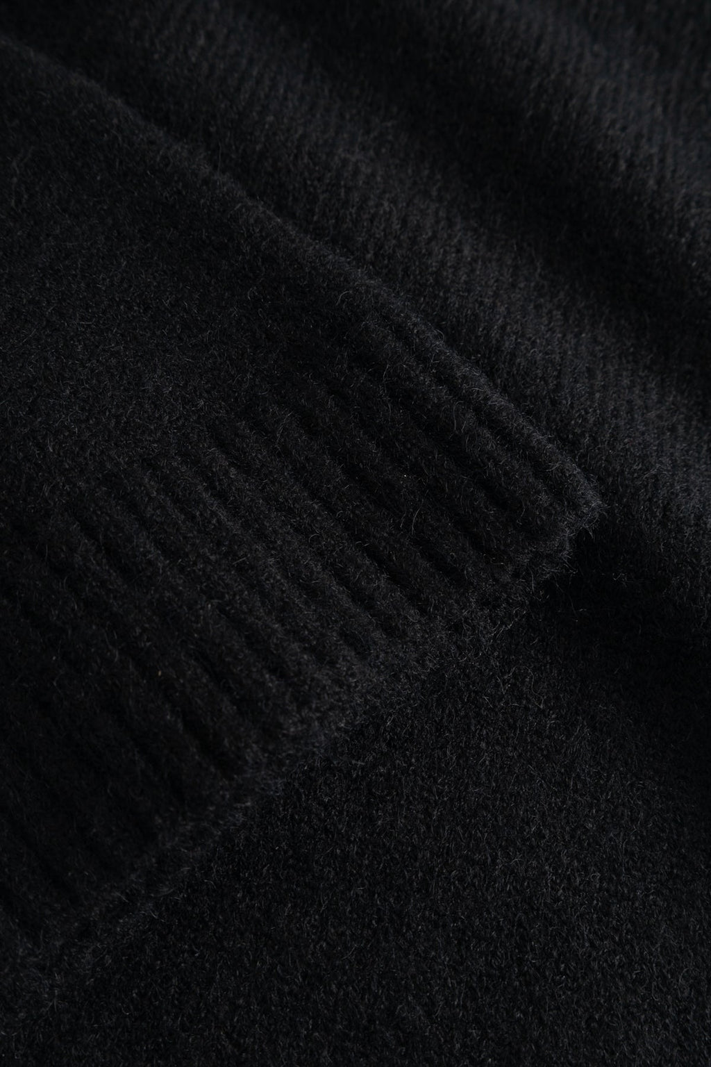 Lenyx Strickjacke Schwarz
