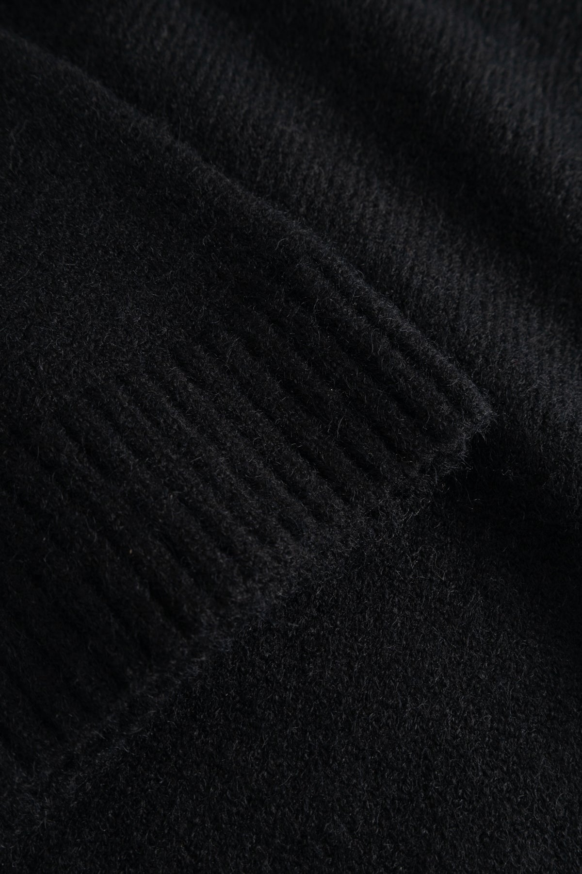 Lenyx Strickjacke Schwarz