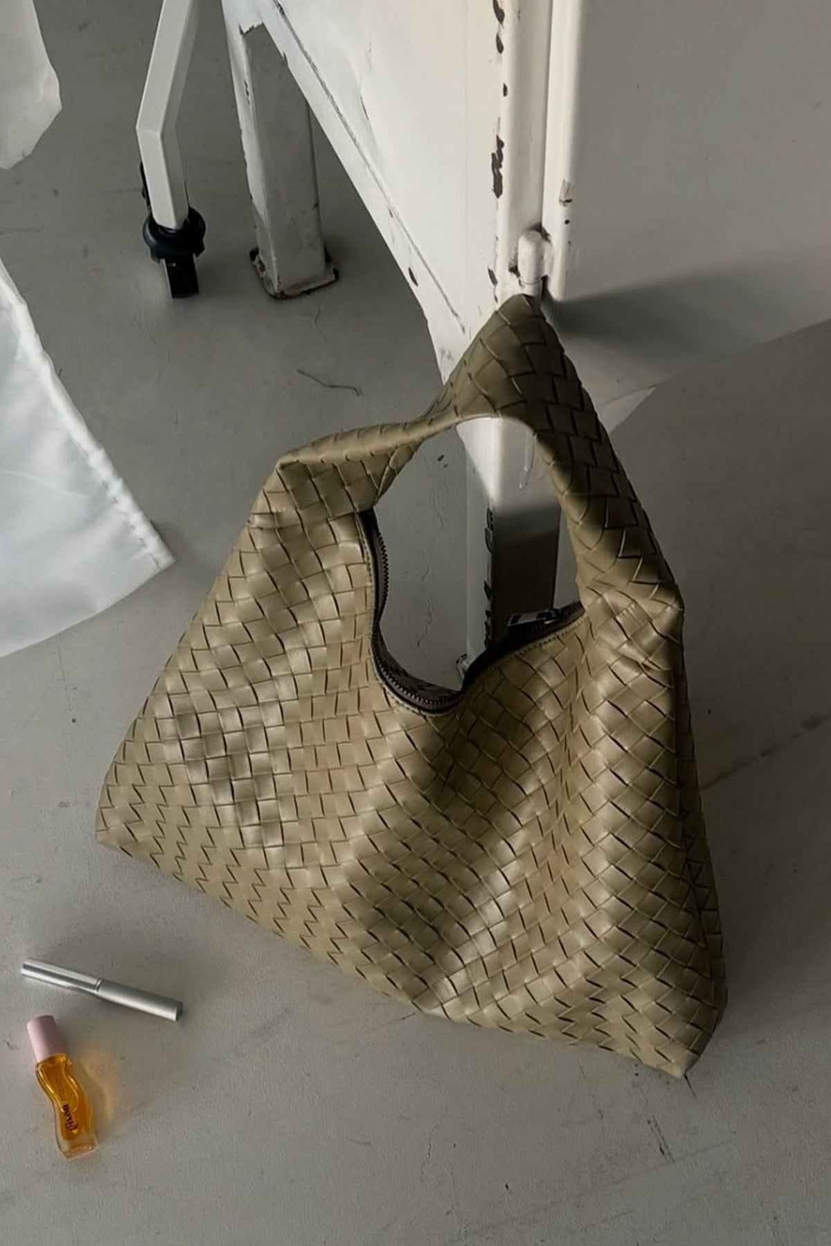 Leya Tasche Elfenbein Grau