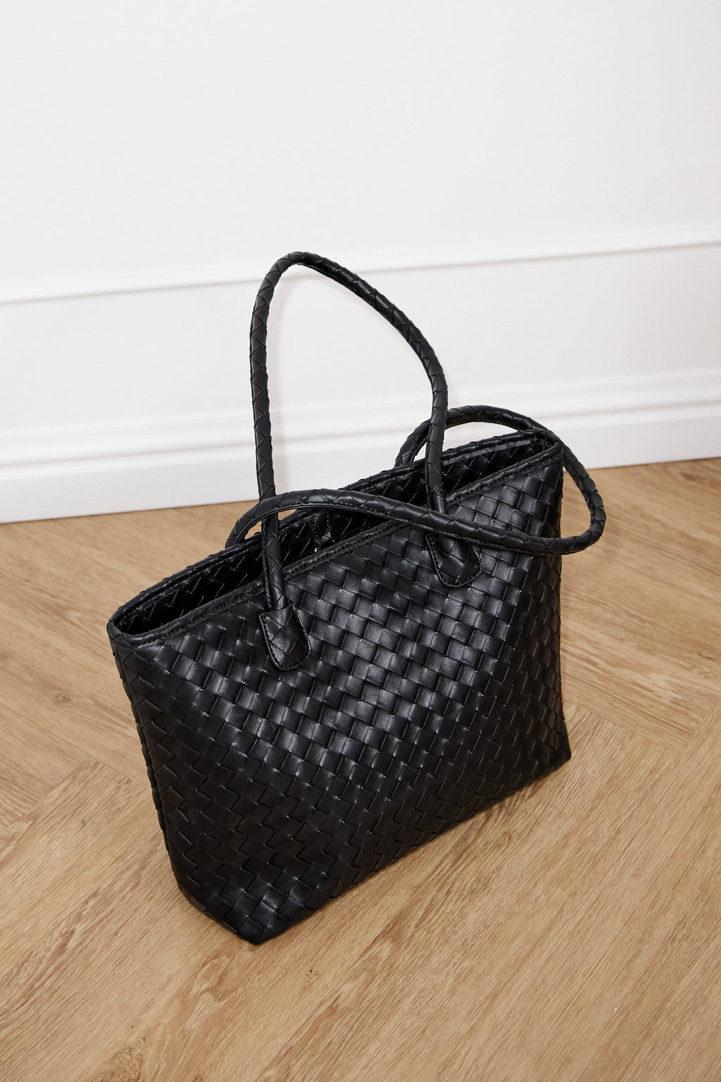 Letizia Tasche Schwarz
