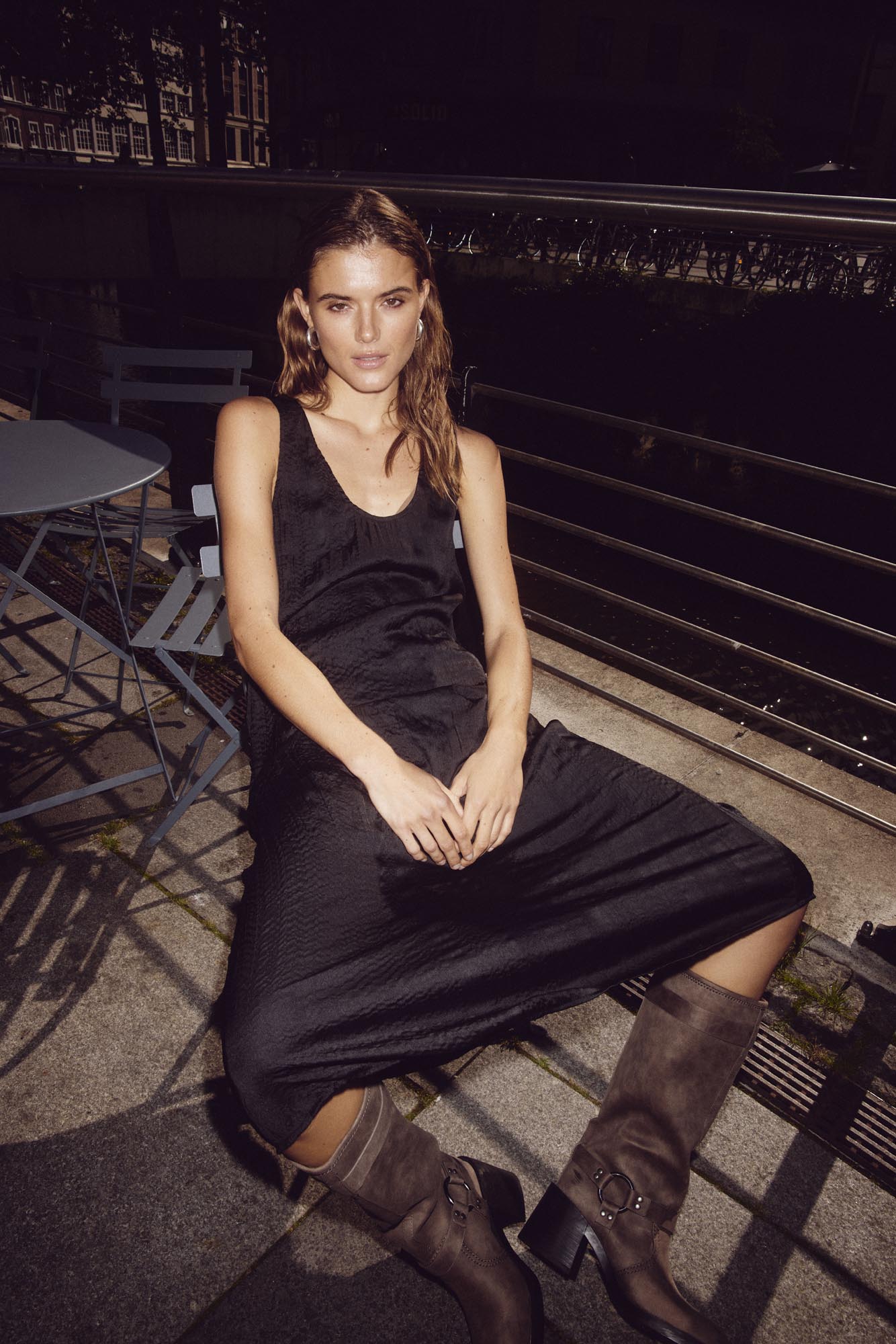 Samara Kleid Schwarz