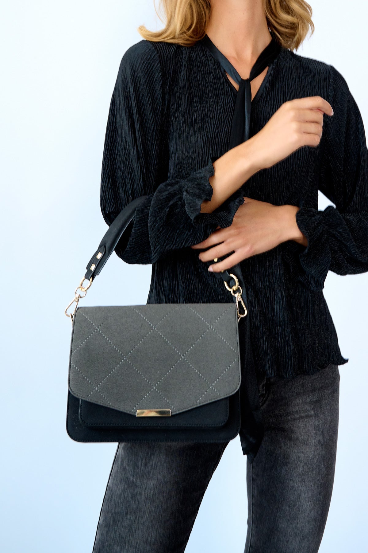 Blanca Tasche mit mehreren Fächern Dunkelgrau/Schwarz