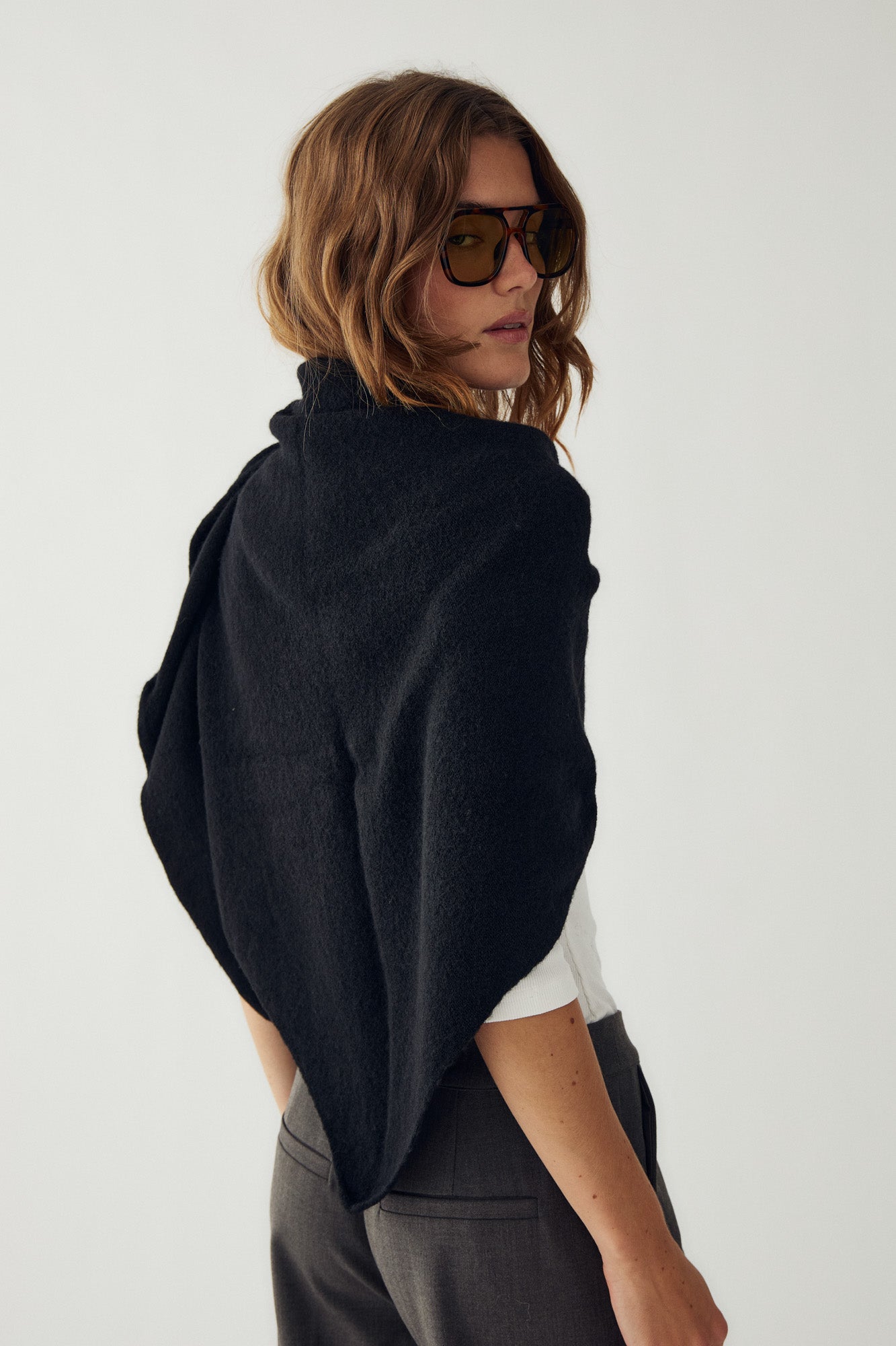 N-Loena Strickschal Schwarz