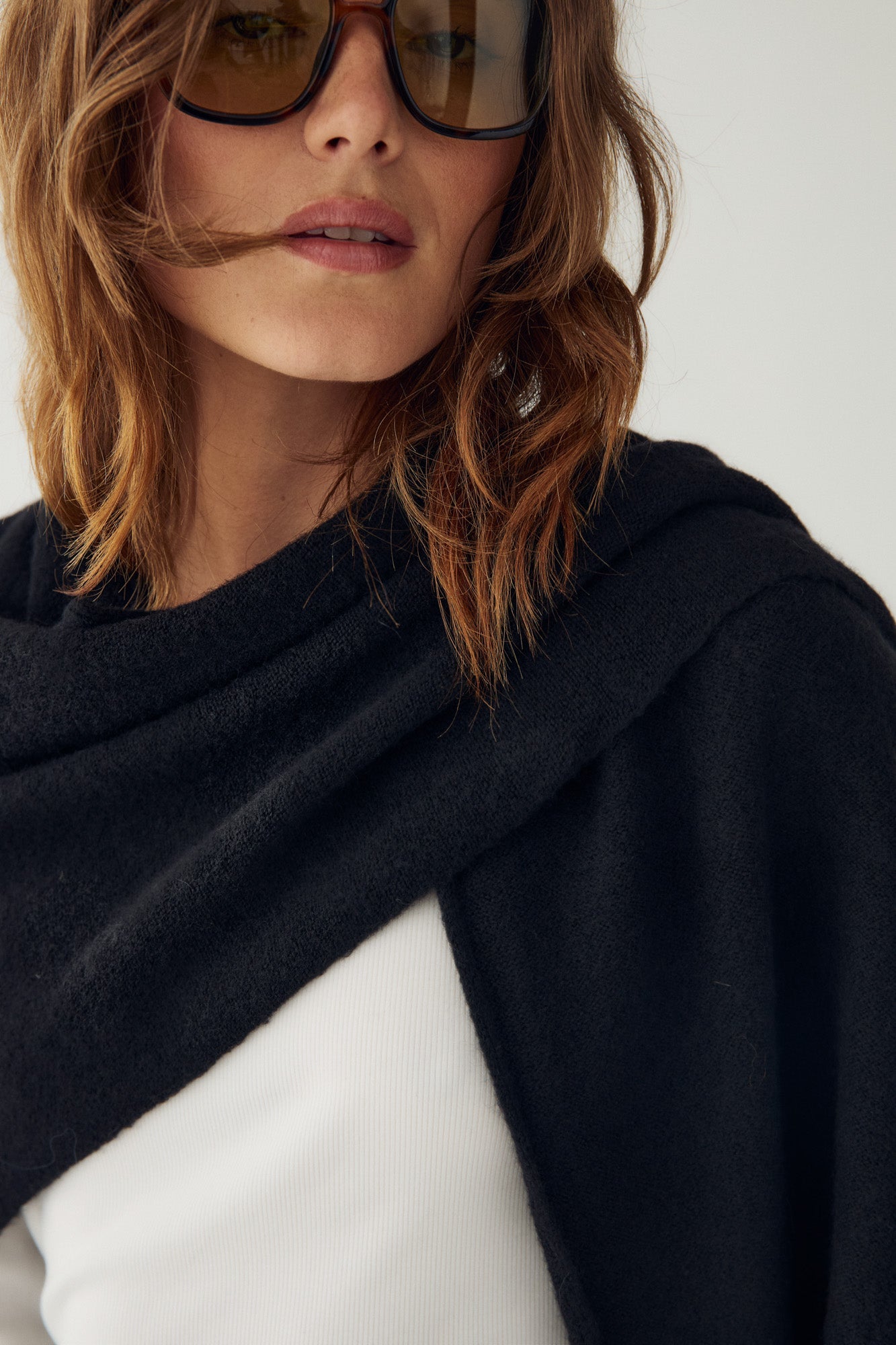 N-Loena Strickschal Schwarz