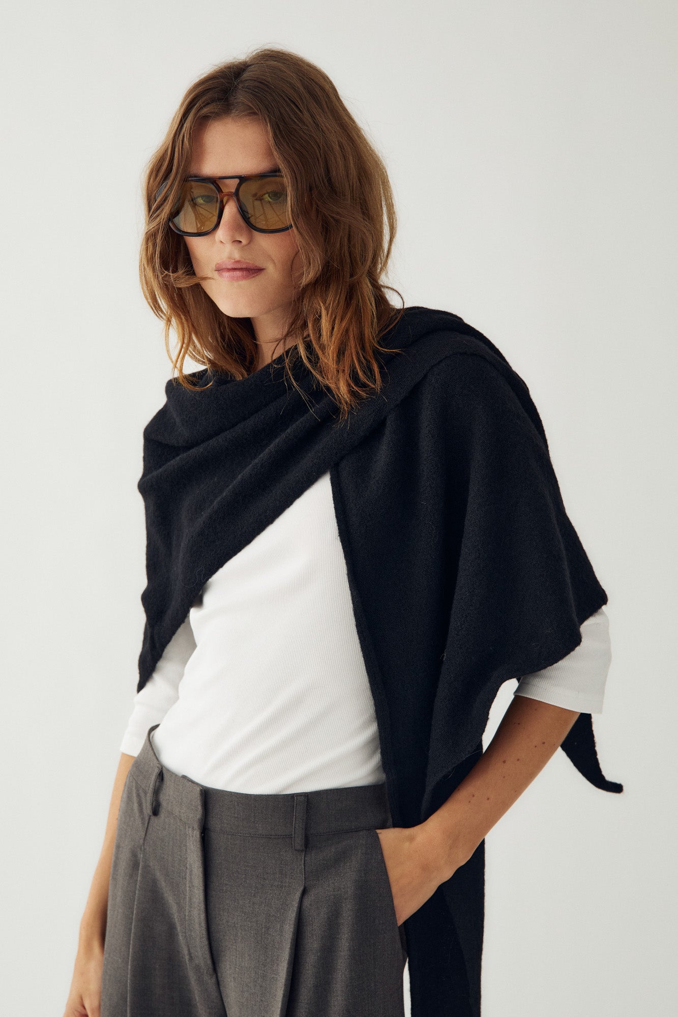 N-Loena Strickschal Schwarz