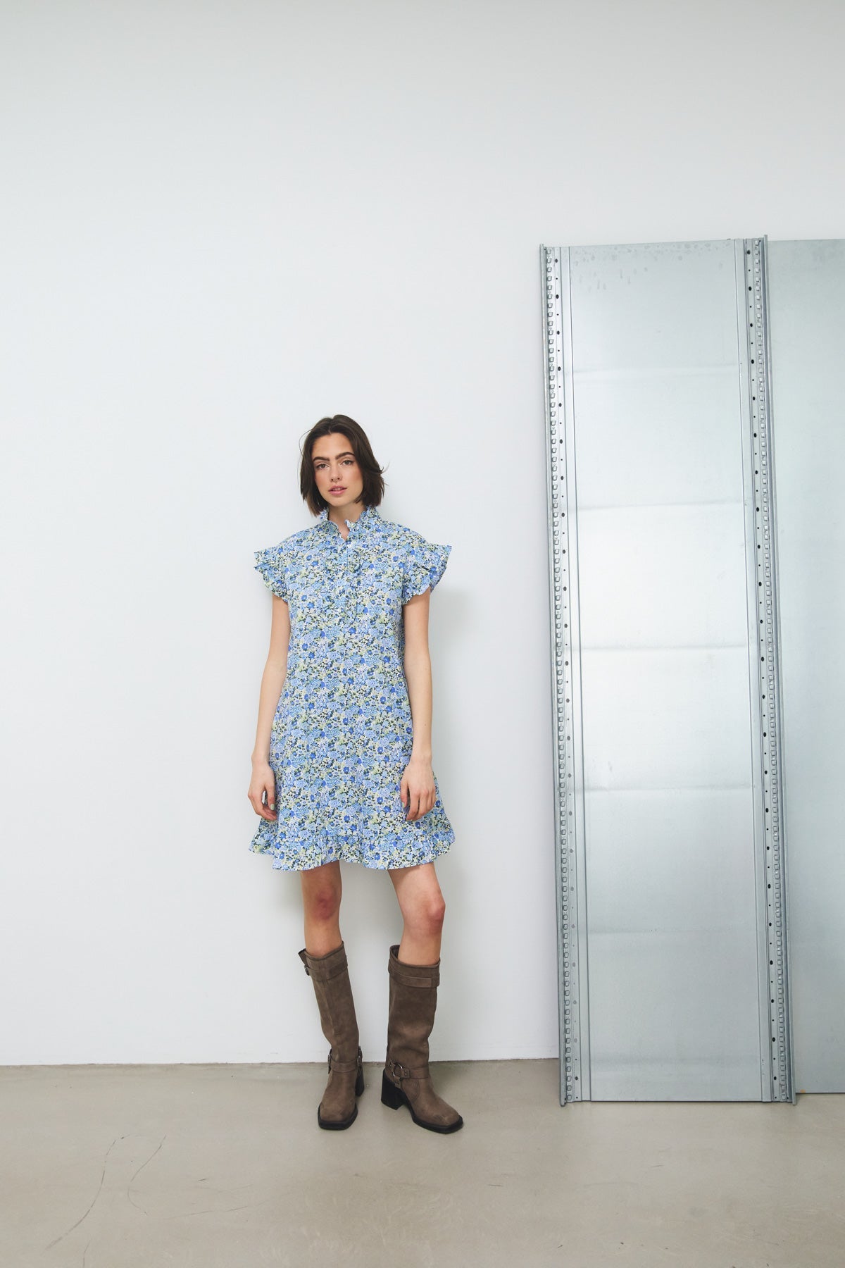 Sally Kleid Blau/Gelbe Blume