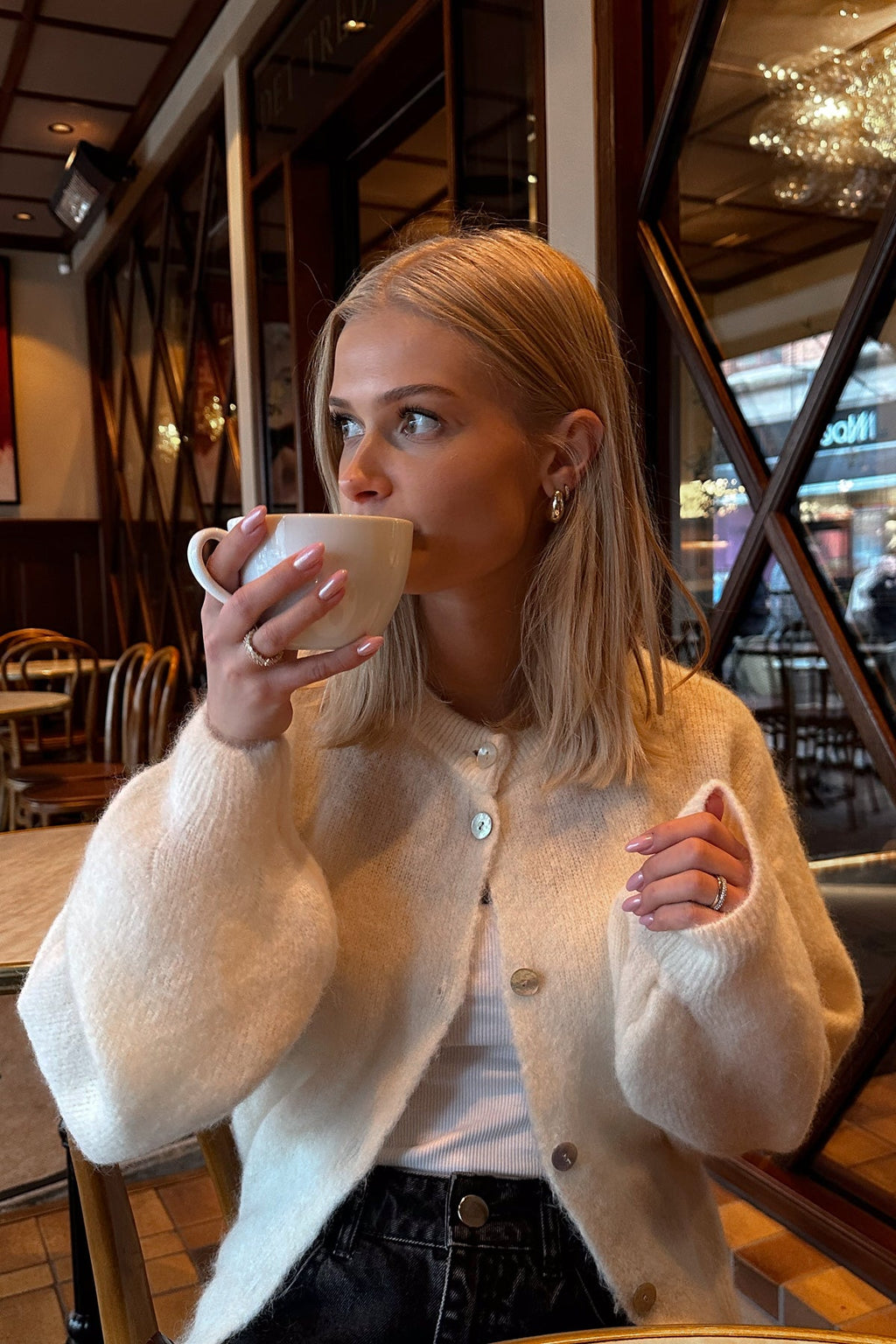 Kae Strickjacke Auster